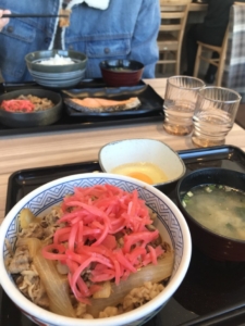 牛丼の吉野家がオシャレに♪